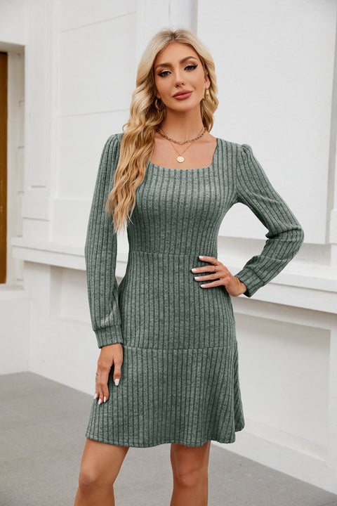 Square neck lantern sleeve doll pocket long sleeve dress m300921