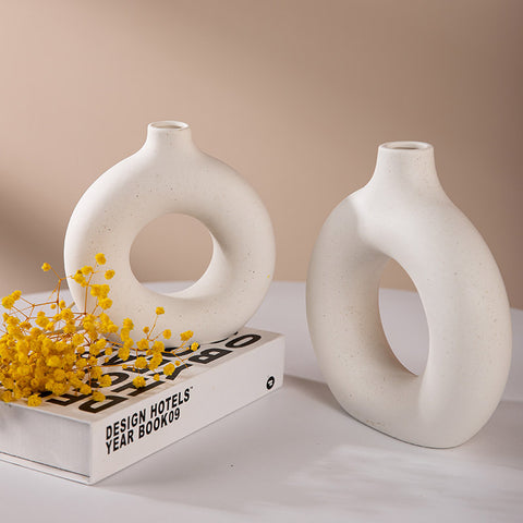 Circled ceramic vase ornament, living room flower arrangement, m33311014