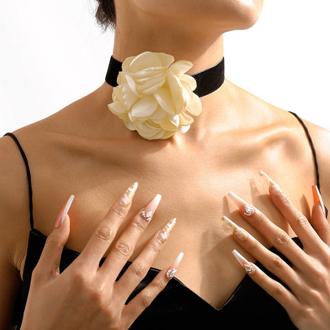 Geometric Neckchain Bracelet Elegant and Romantic Style Rose Flocking Cloth Necklace m1915010513